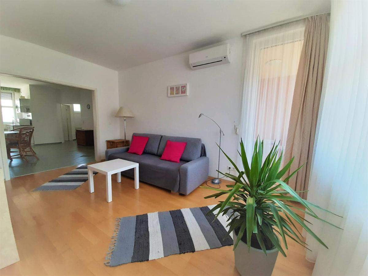 Max Thermal Apartman Heviz Exterior photo